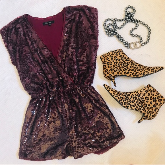 Honey Punch Pants - HONEY PUNCH Burgundy Sequin Romper Small